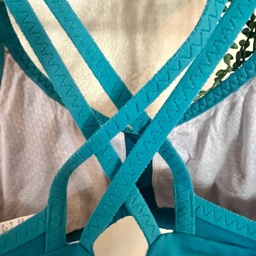 VGUC Patagonia Teal Sports Bra Size Small - Picture 9 of 16